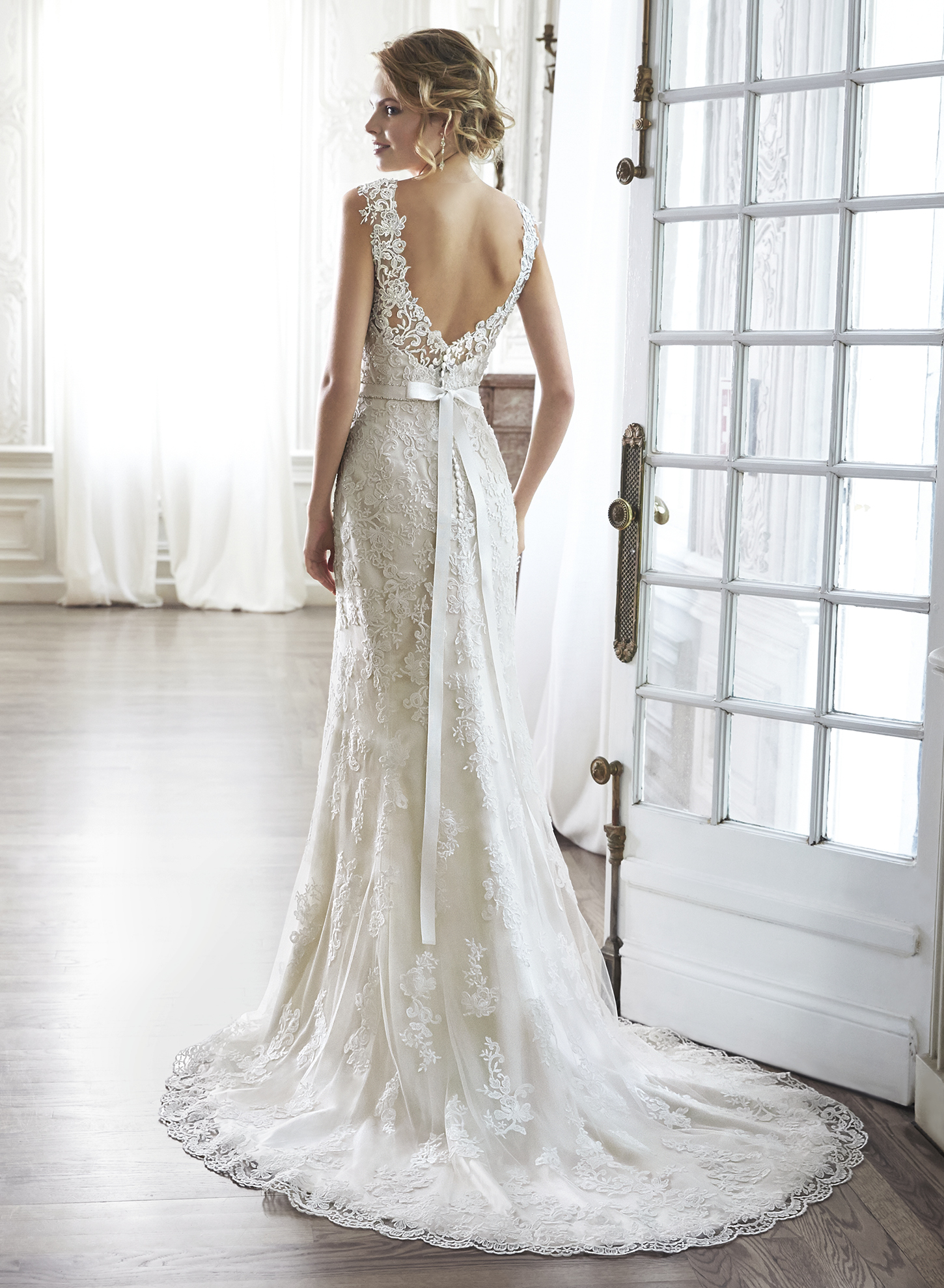 Sheath Wedding Dresses to Swoon Over Emmaline Bride