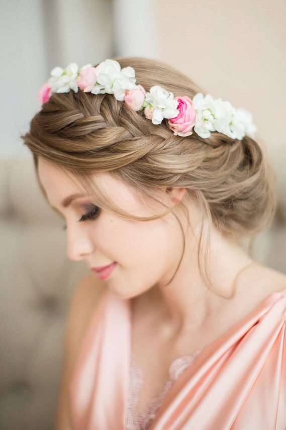 Low Updo with Braid Wedding Hairstyle (569 x 855 Pixel)