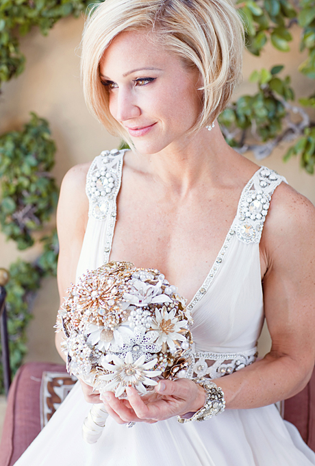 25 Chic Wedding Hairstyles for Brides With Bobs  Hairstyle Camp