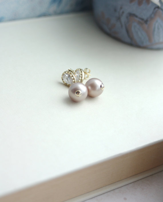 sparkly-pearl-earrings-photo