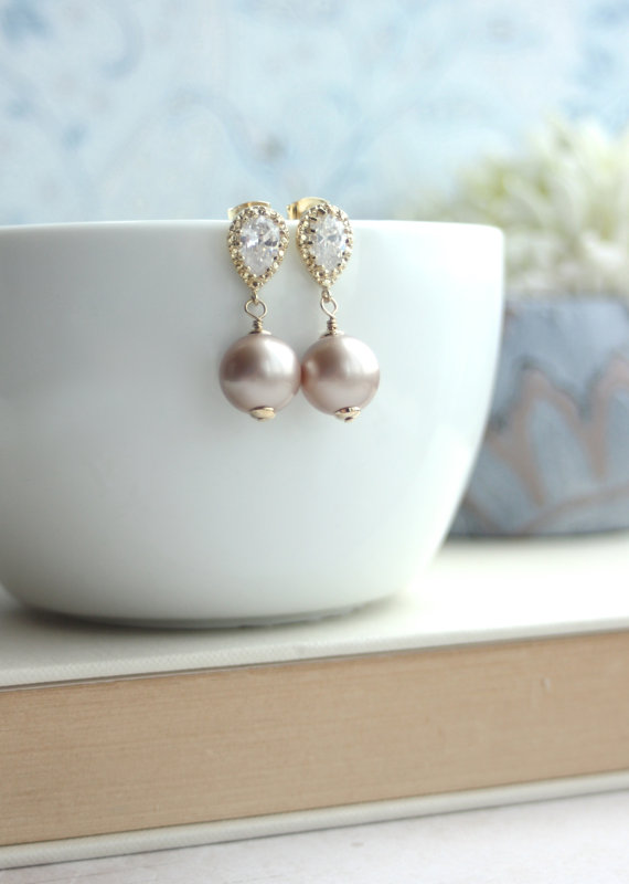 sparkly-pearl-earrings
