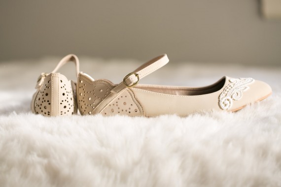 stone flats wedding shoes for bride | via http://emmalinebride.com/bride/wedding-shoes-for-bride/