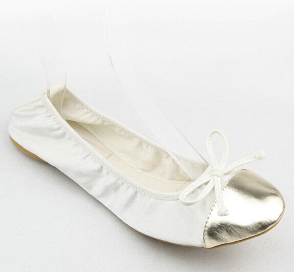 Bridesmaids Need These Foldable Wedding Flats, Pronto.